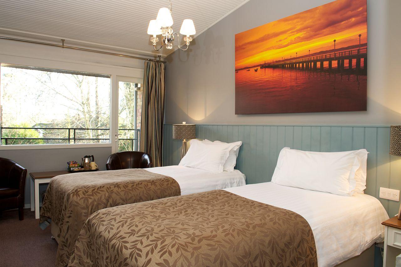 Potters Heron Hotel Romsey Zimmer foto